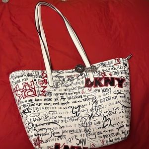 BRAND NEW! DKNY handbag.